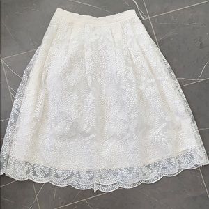 Darling London, knee length, size 6, lace skirt